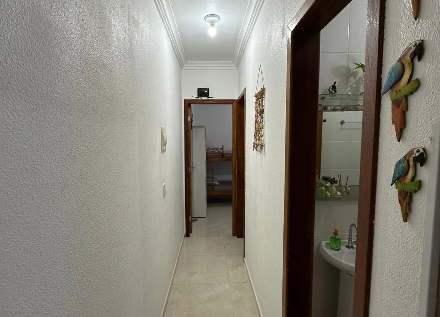 Apto 2D Suite 400M Praia - Wifi - Ar Cond E Garagem Florianopolis Apartment